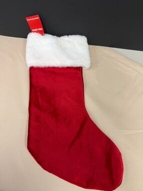 Merry Brite Classic Red Velvet Christmas Stocking with White Faux Fur Cuff new